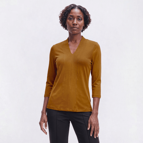 Womens Hasting & Smith 3/4 Sleeve Seamed Front V-Neck Tee alternate view